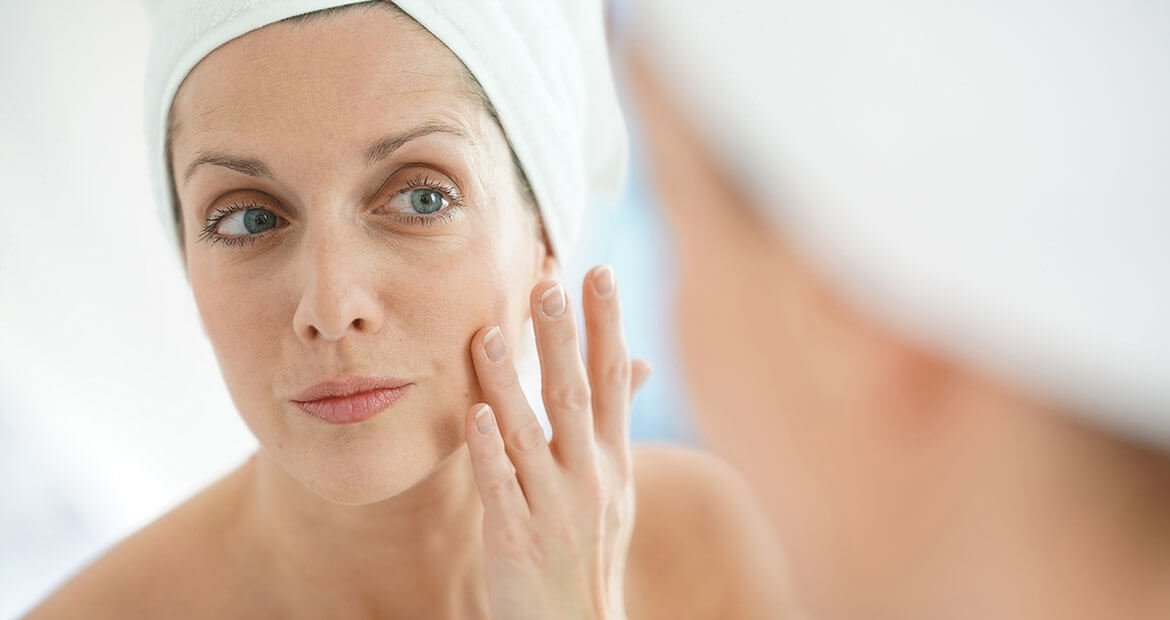 Imagem Consulte um dermatologista para clarear a pele da melhor forma | L'Oréal Paris